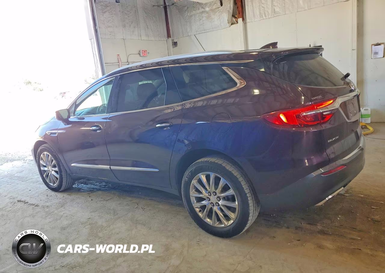 2018 Buick Enclave Essence VIN:5GAERBKW4JJ280575 - 2