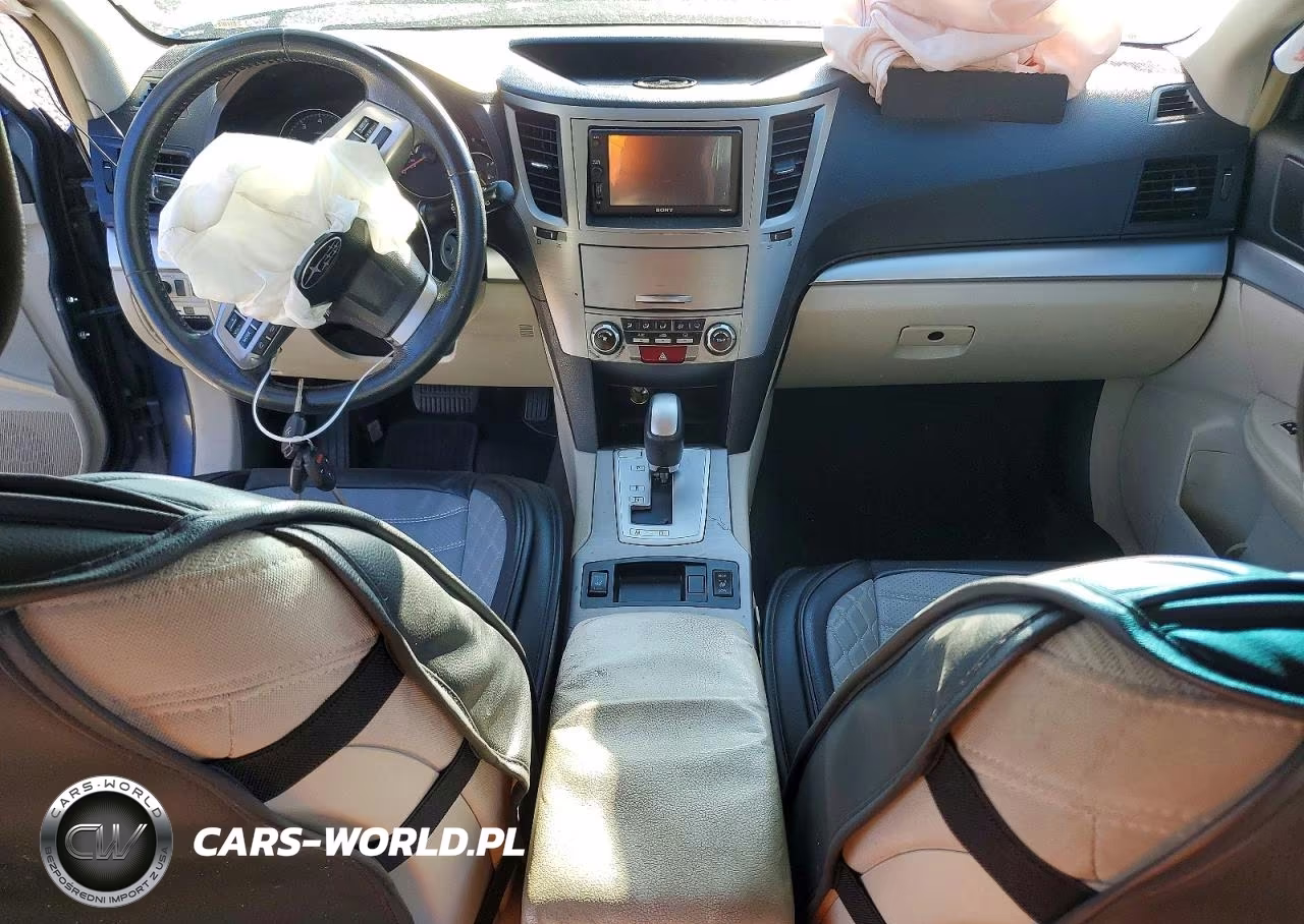 2014 Subaru Outback 2.5I Premium VIN:4S4BRBCC5E3215956 - 8