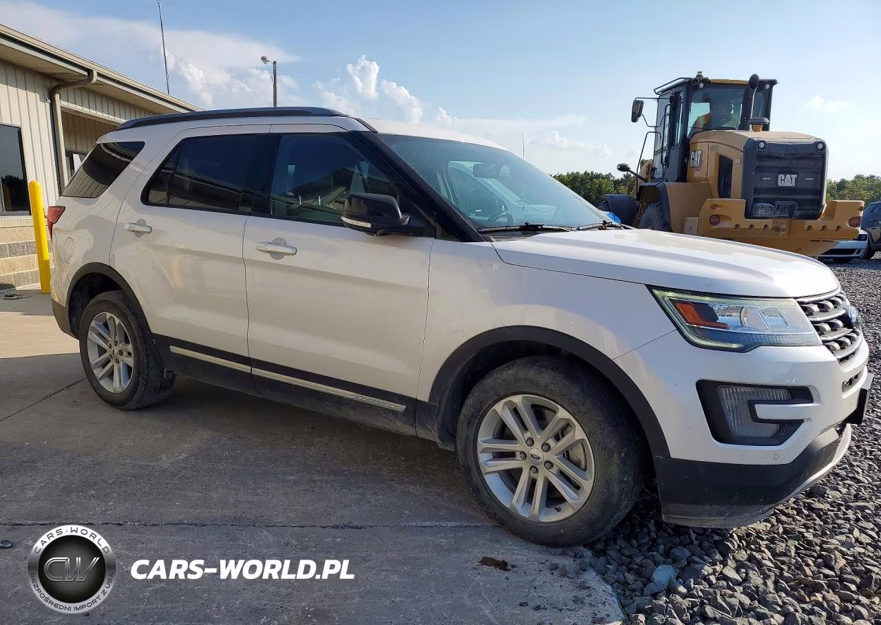 2017 Ford Explorer Xlt VIN:1FM5K7DH8HGC54658 - 4