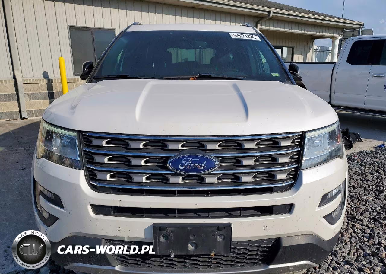 2017 Ford Explorer Xlt VIN:1FM5K7DH8HGC54658 - 5