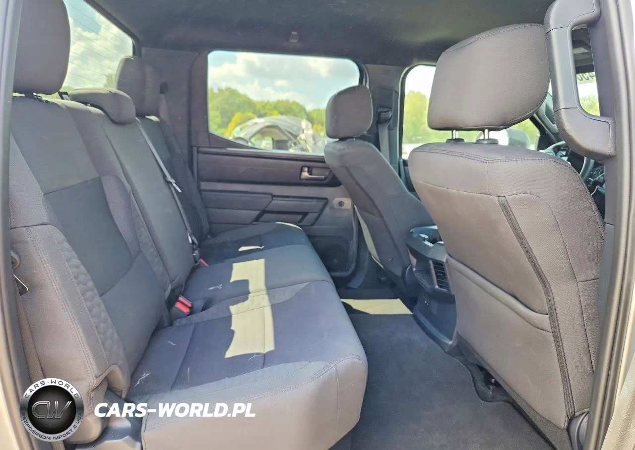 2026 Toyota Tundra Sr5 VIN:5TFLA5DB5TX407097 - 10