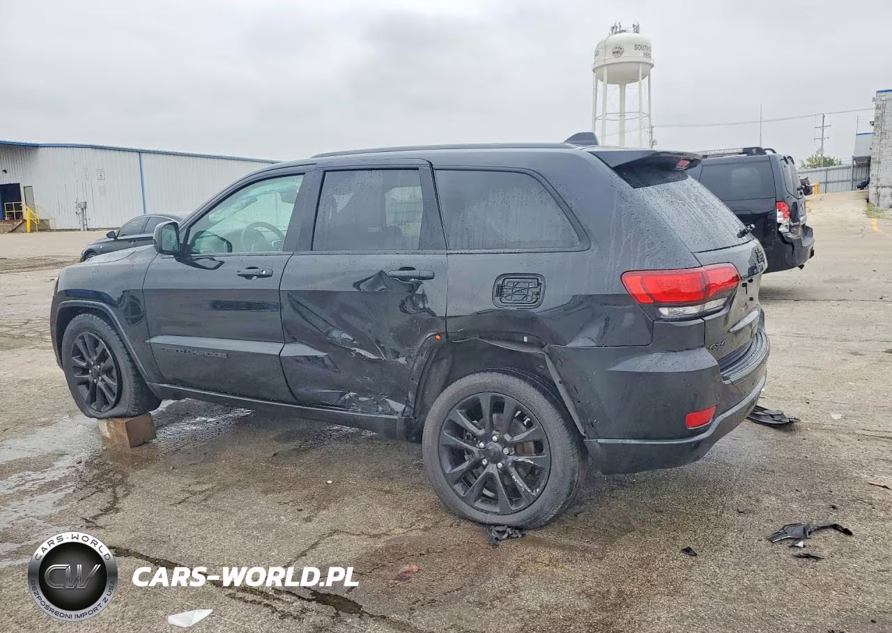 2017 Jeep Grand Cherokee Laredo VIN:1C4RJFAG8HC714357 - 2