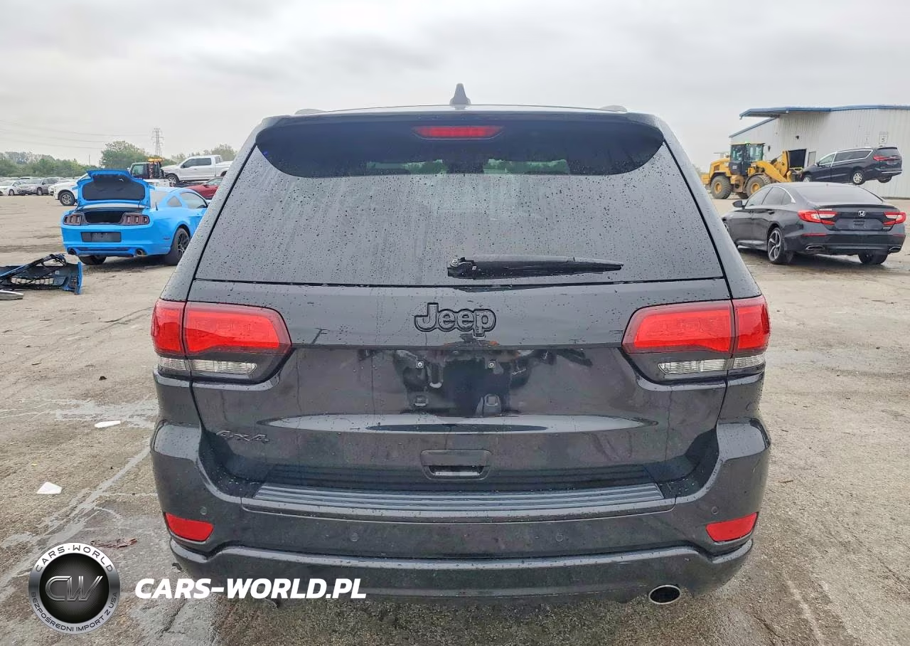 2017 Jeep Grand Cherokee Laredo VIN:1C4RJFAG8HC714357 - 6