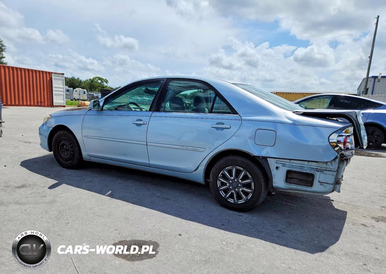 2005 Toyota Camry Le VIN:4T1BE32K85U593855 - 2