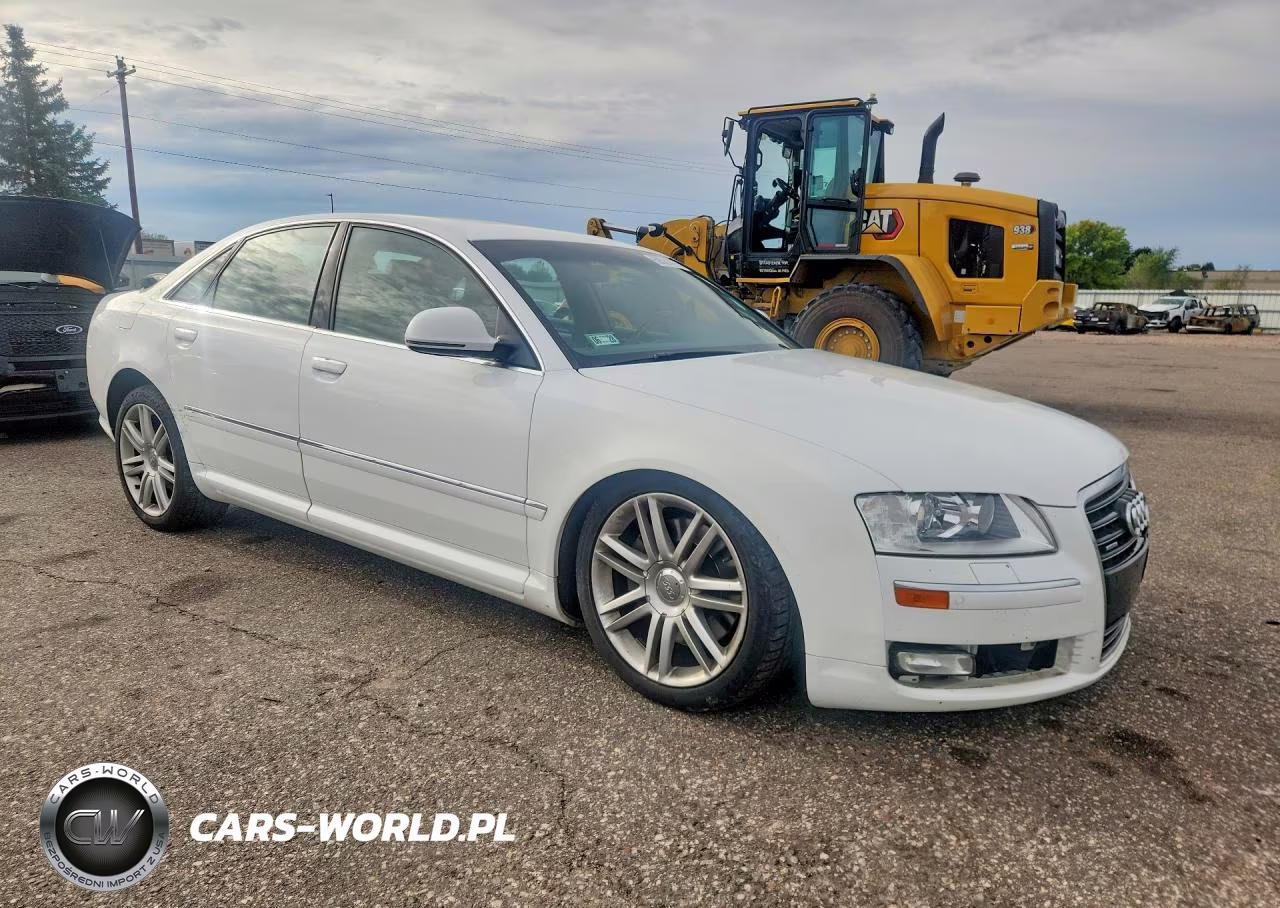 2010 Audi A8 Quattro VIN:WAUAVAFA0AN004773 - 4