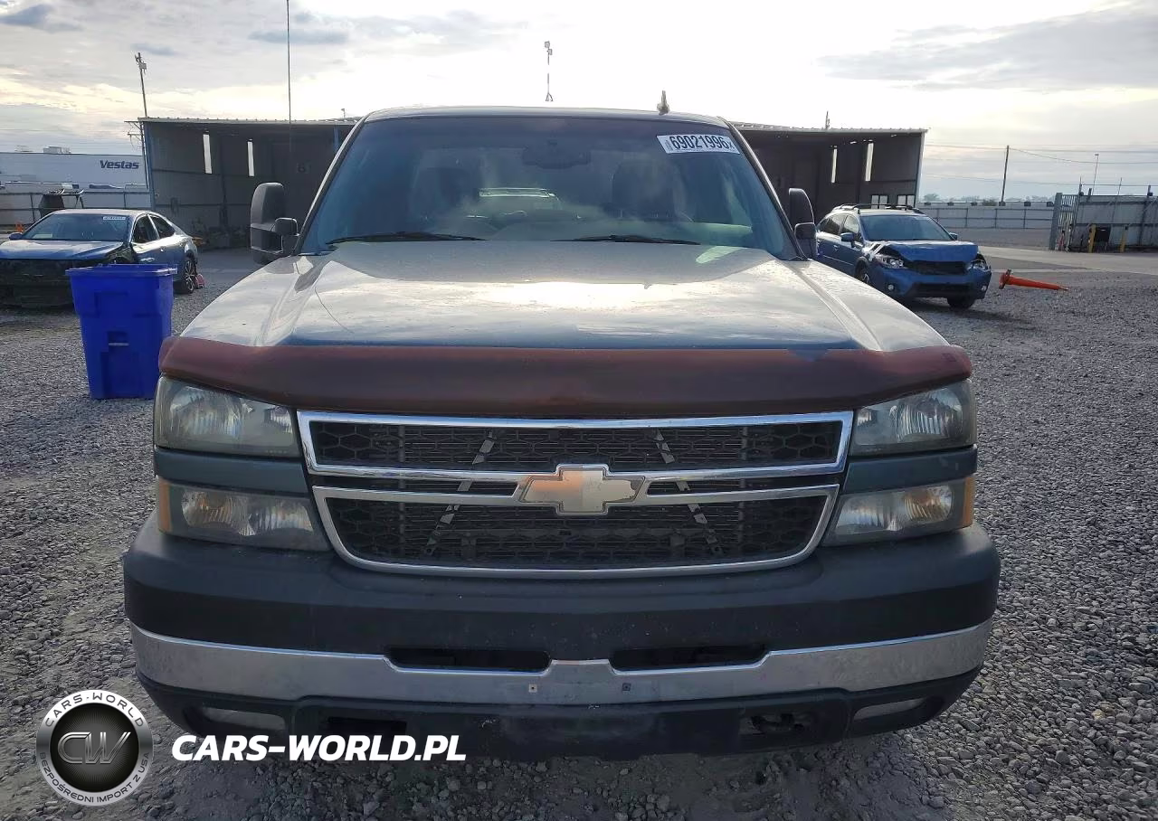 2007 Chevrolet Silverado K2500 Heavy Duty VIN:1GCHK23D97F143995 - 5