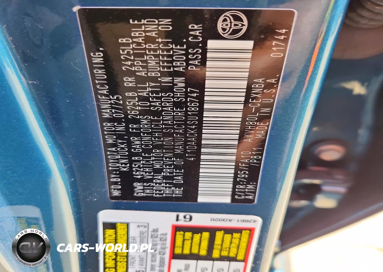 2025 Toyota Camry Le VIN:4T1DAACK4SU186747 - 13