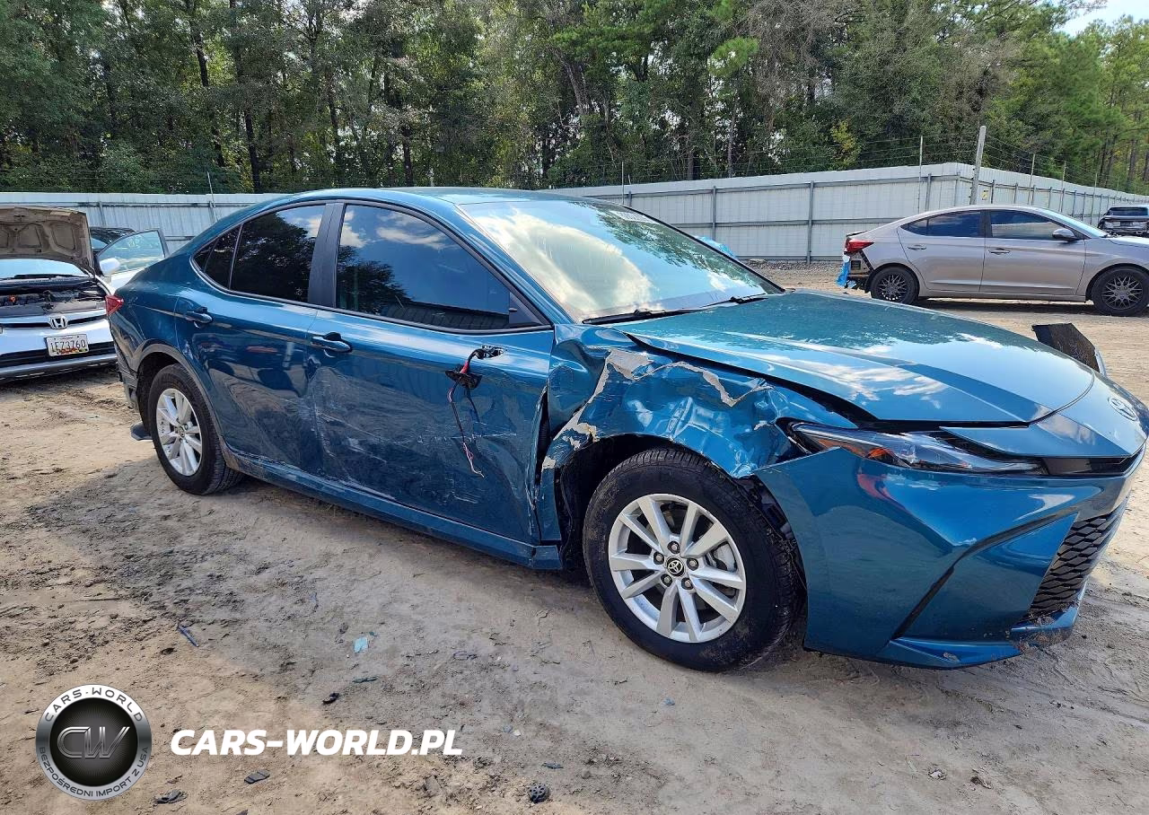 2025 Toyota Camry Le VIN:4T1DAACK4SU186747 - 4