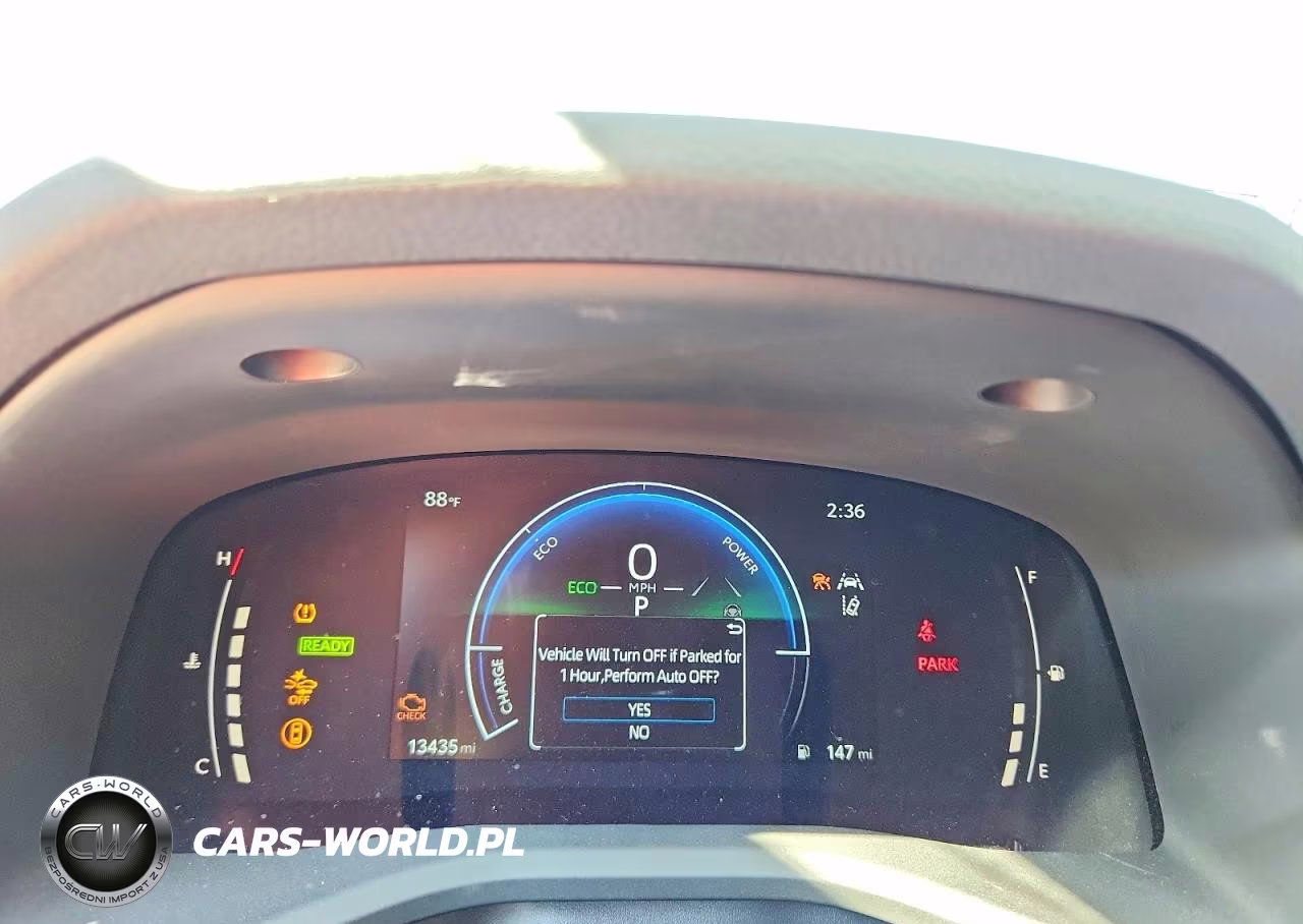 2025 Toyota Camry Le VIN:4T1DAACK4SU186747 - 9