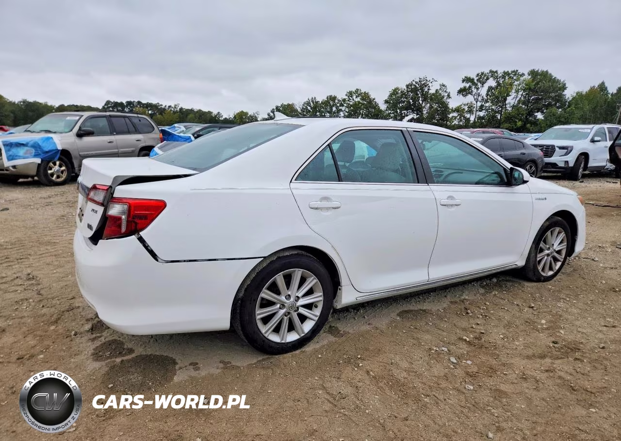 2014 Toyota Camry Hybrid Xle VIN:4T1BD1FK5EU139709 - 3