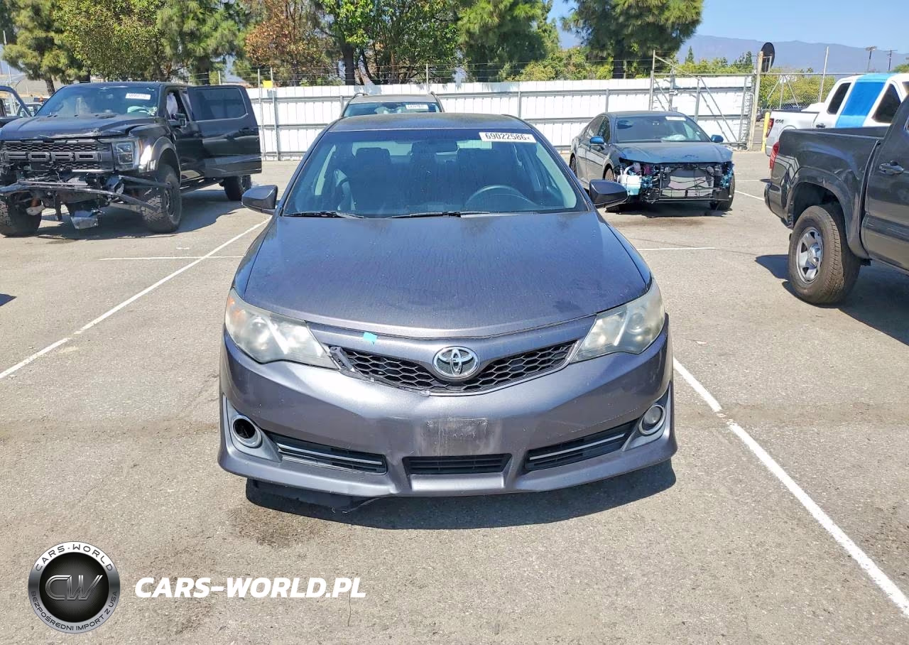 2014 Toyota Camry Se VIN:4T1BF1FKXEU408782 - 5