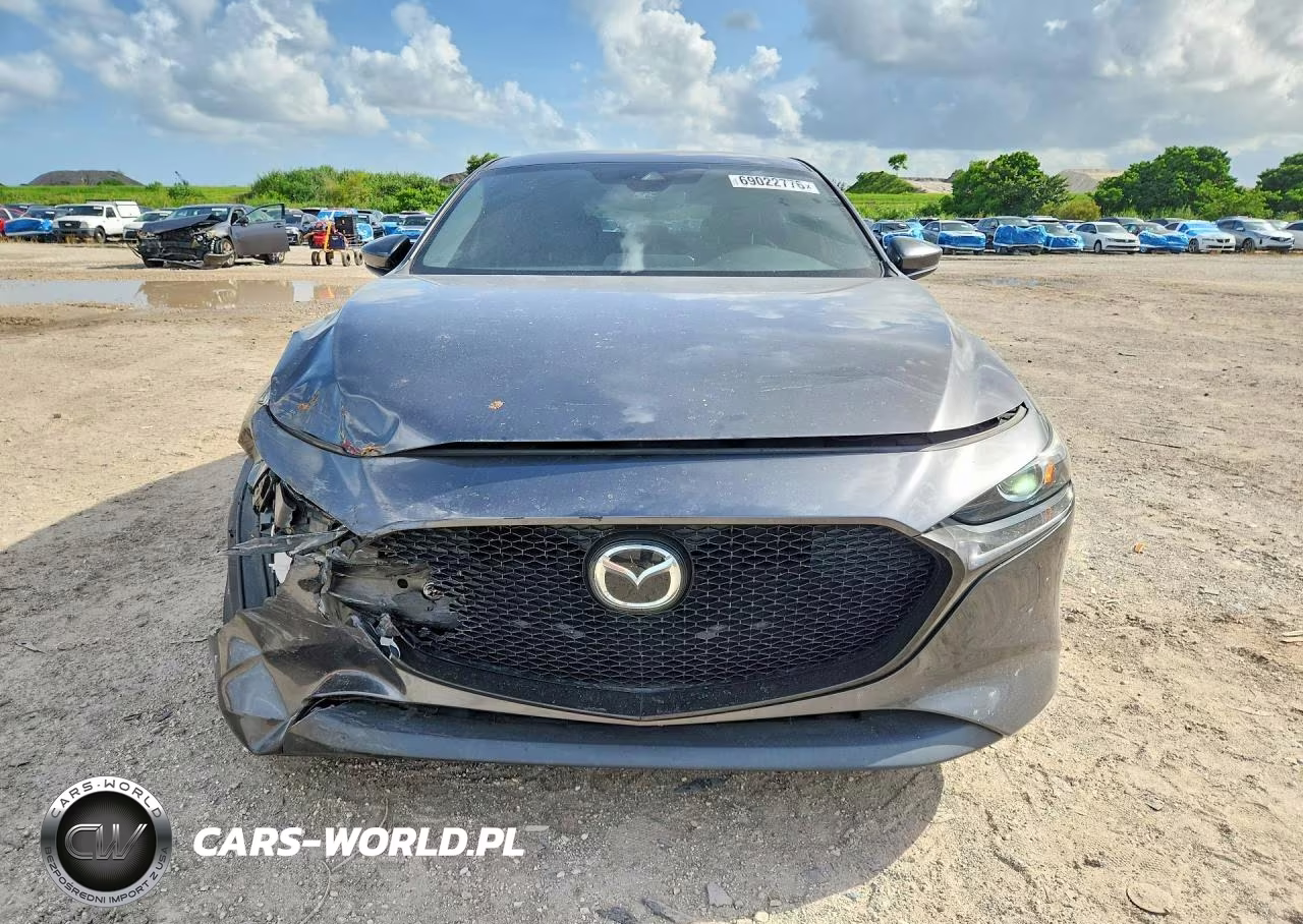 2019 Mazda 3 Preferred VIN:JM1BPAMM8K1146702 - 5