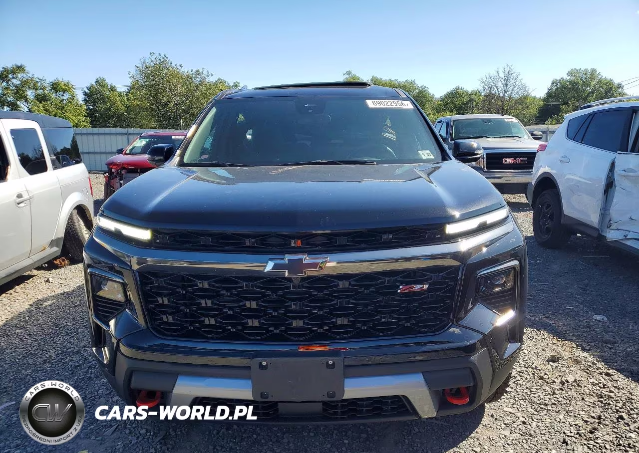 2025 Chevrolet Traverse Z71 VIN:1GNEVJRS9SJ236149 - 5