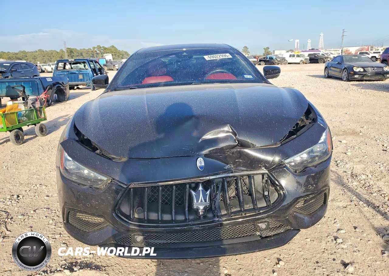 2022 Maserati Ghibli Modena VIN:ZAM57YTM7N1388310 - 5