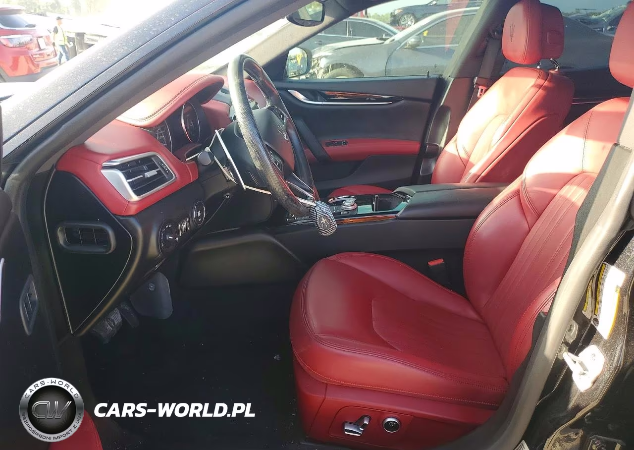 2022 Maserati Ghibli Modena VIN:ZAM57YTM7N1388310 - 7