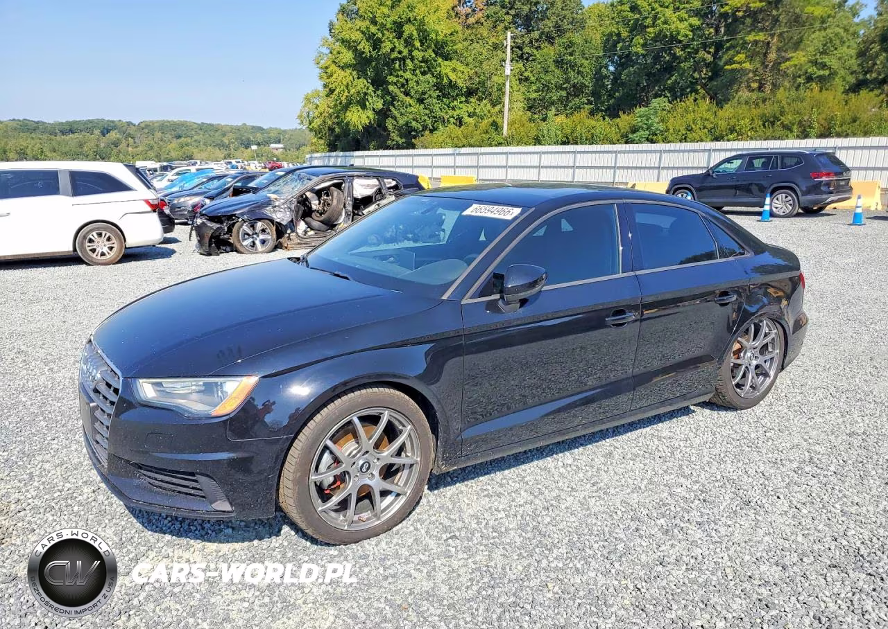 2015 Audi A3 Premium VIN:WAUBFGFF1F1130557 - 1