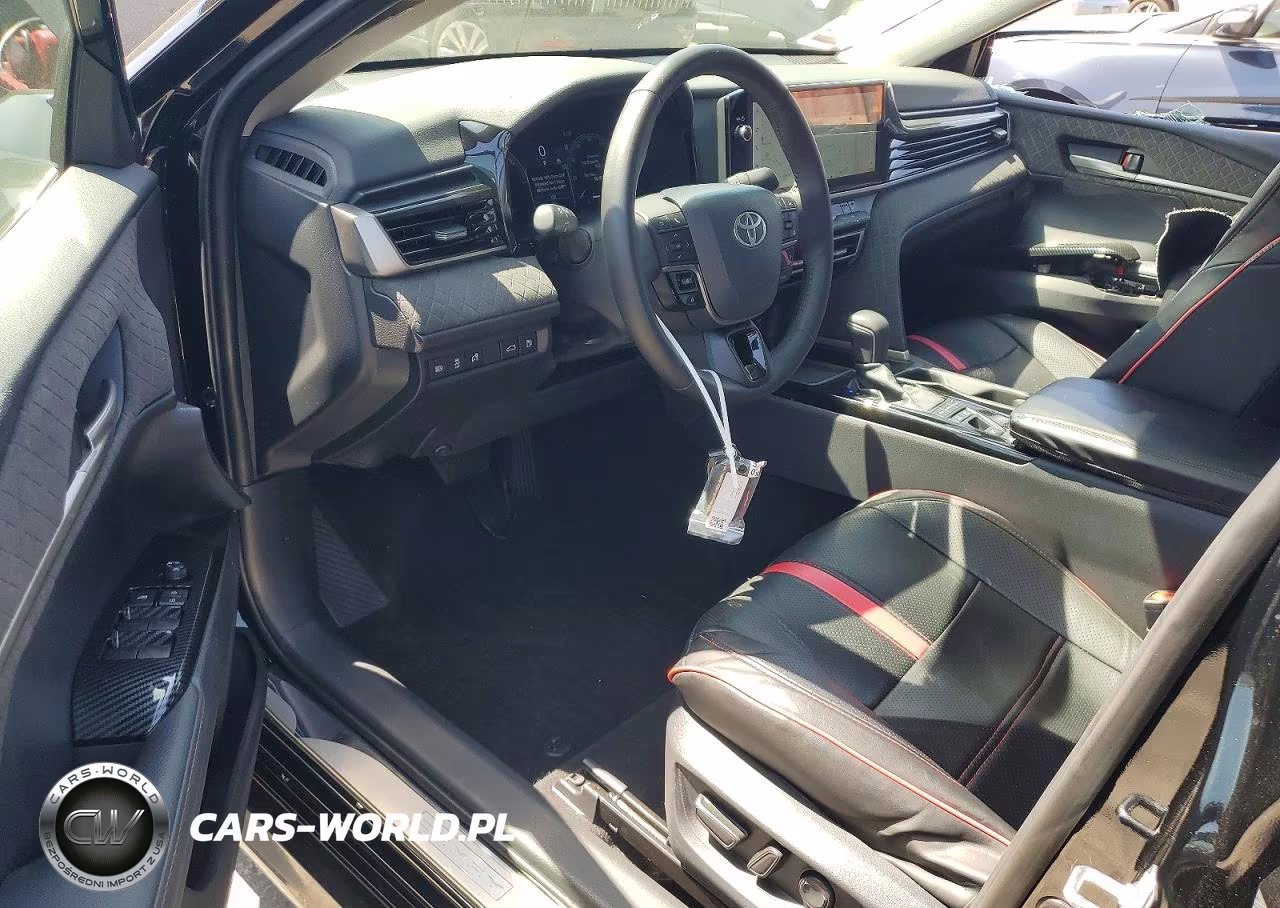 2026 Toyota Camry Xle VIN:4T1DAACK8TU707244 - 8
