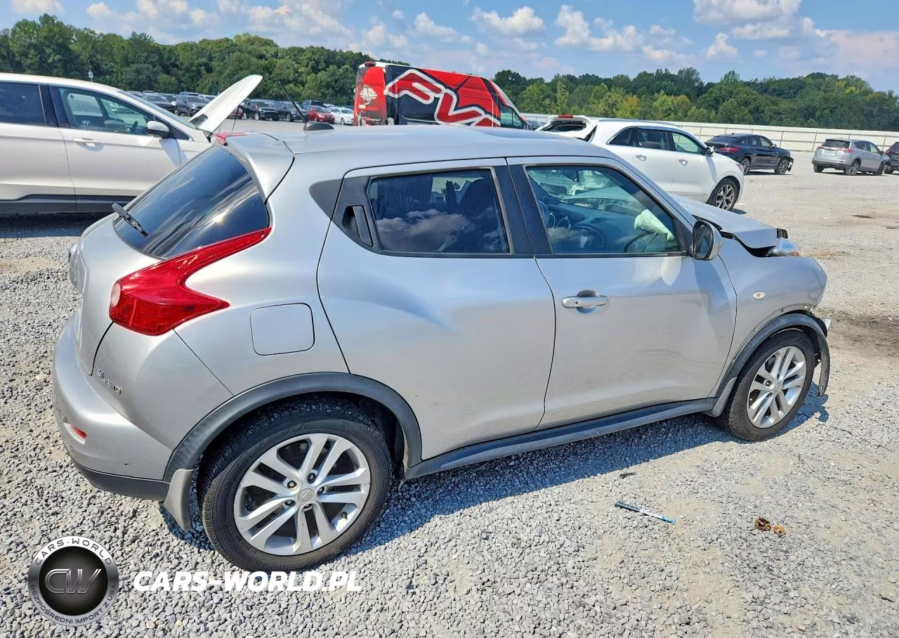 2011 Nissan Juke S VIN:JN8AF5MV1BT019930 - 3