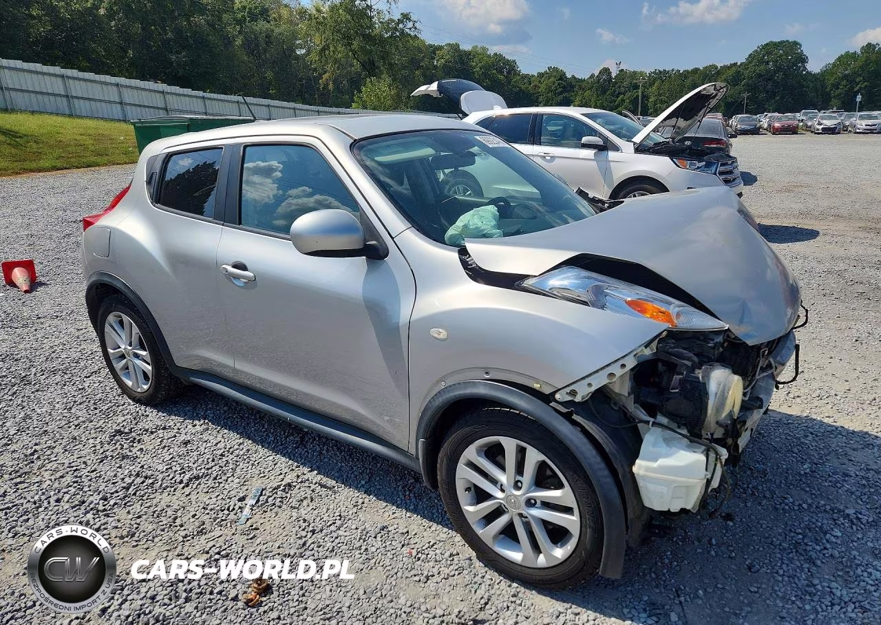 2011 Nissan Juke S VIN:JN8AF5MV1BT019930 - 4
