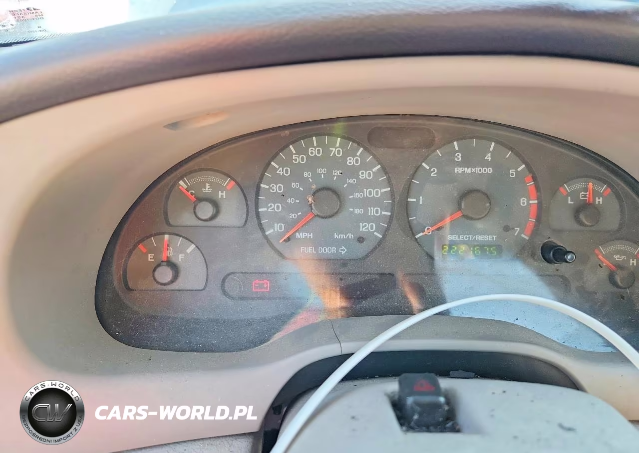2002 Ford Mustang VIN:1FAFP40482F232724 - 9