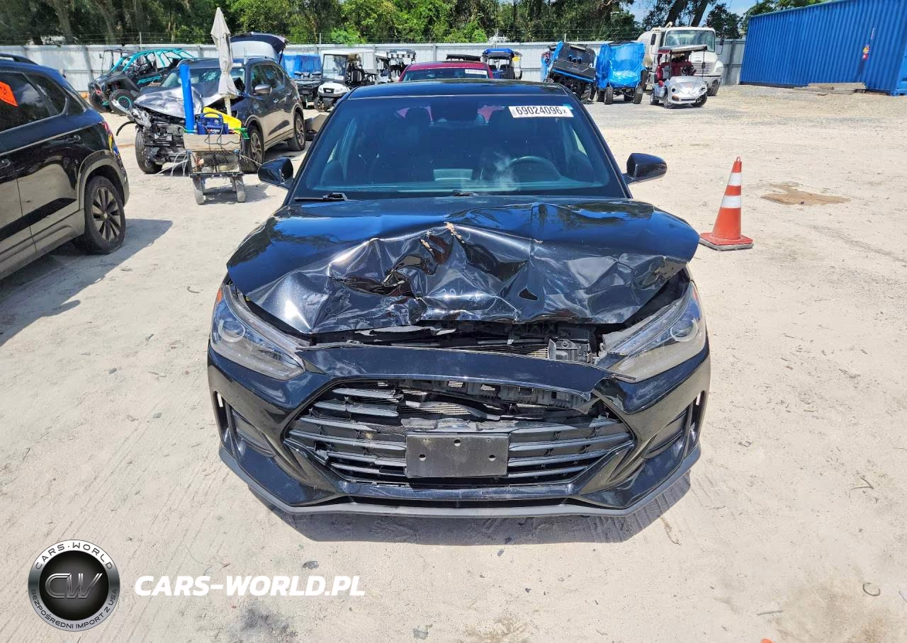 2020 Hyundai Veloster 2.0L Premium VIN:KMHTG6AF0LU032003 - 5