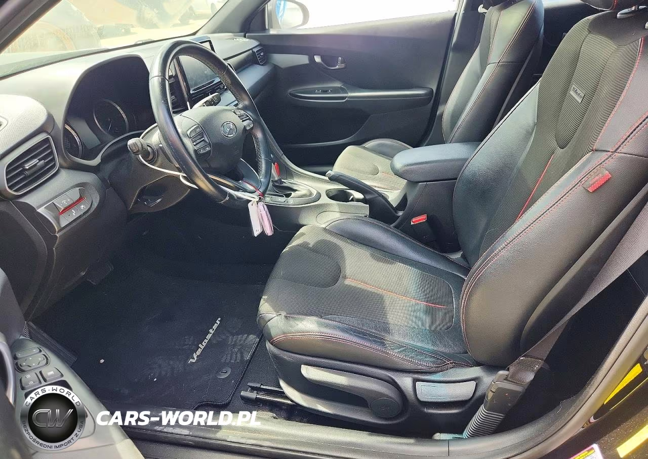 2020 Hyundai Veloster 2.0L Premium VIN:KMHTG6AF0LU032003 - 7