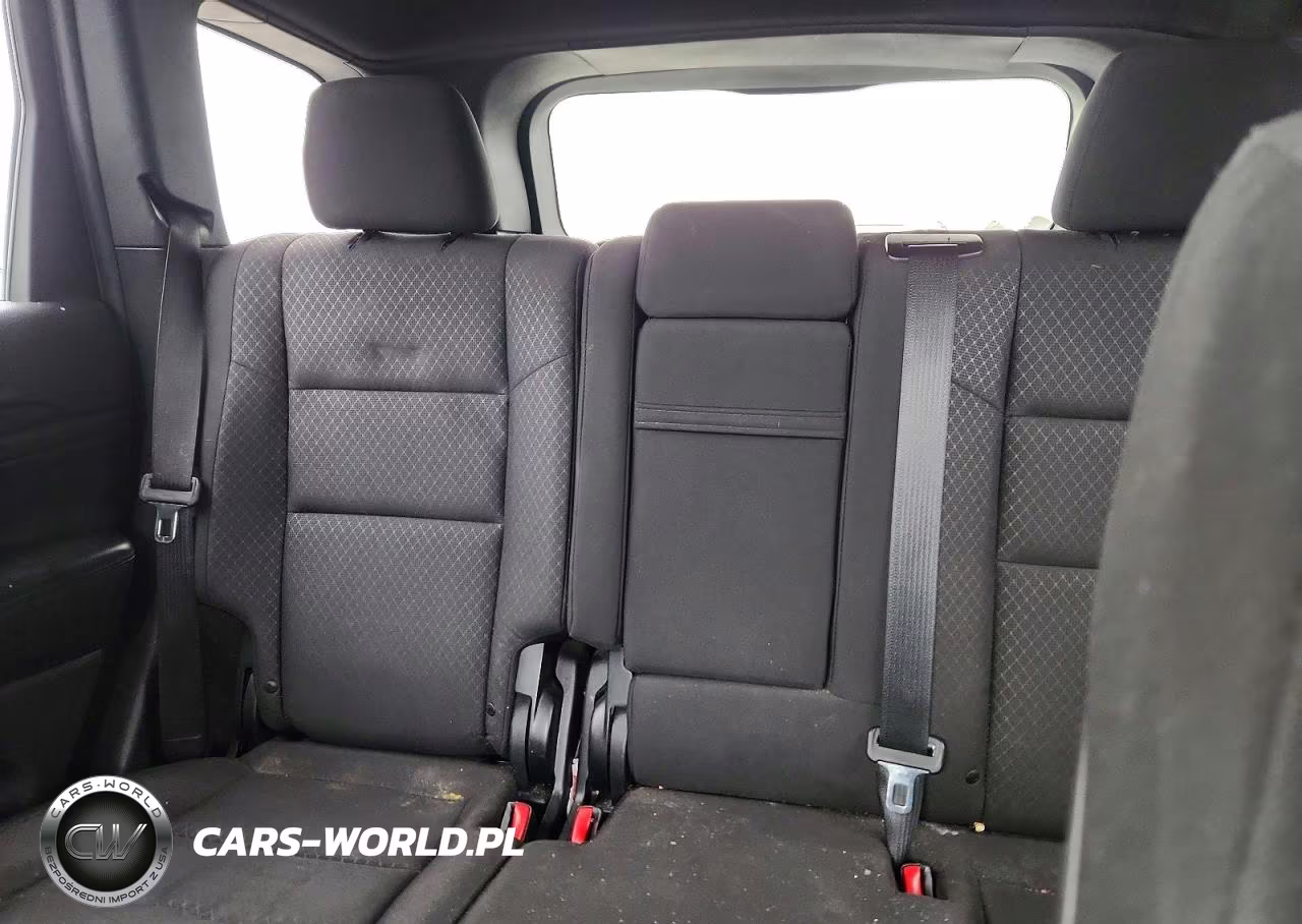 2018 Jeep Grand Cherokee Laredo VIN:1C4RJFAG1JC304070 - 10
