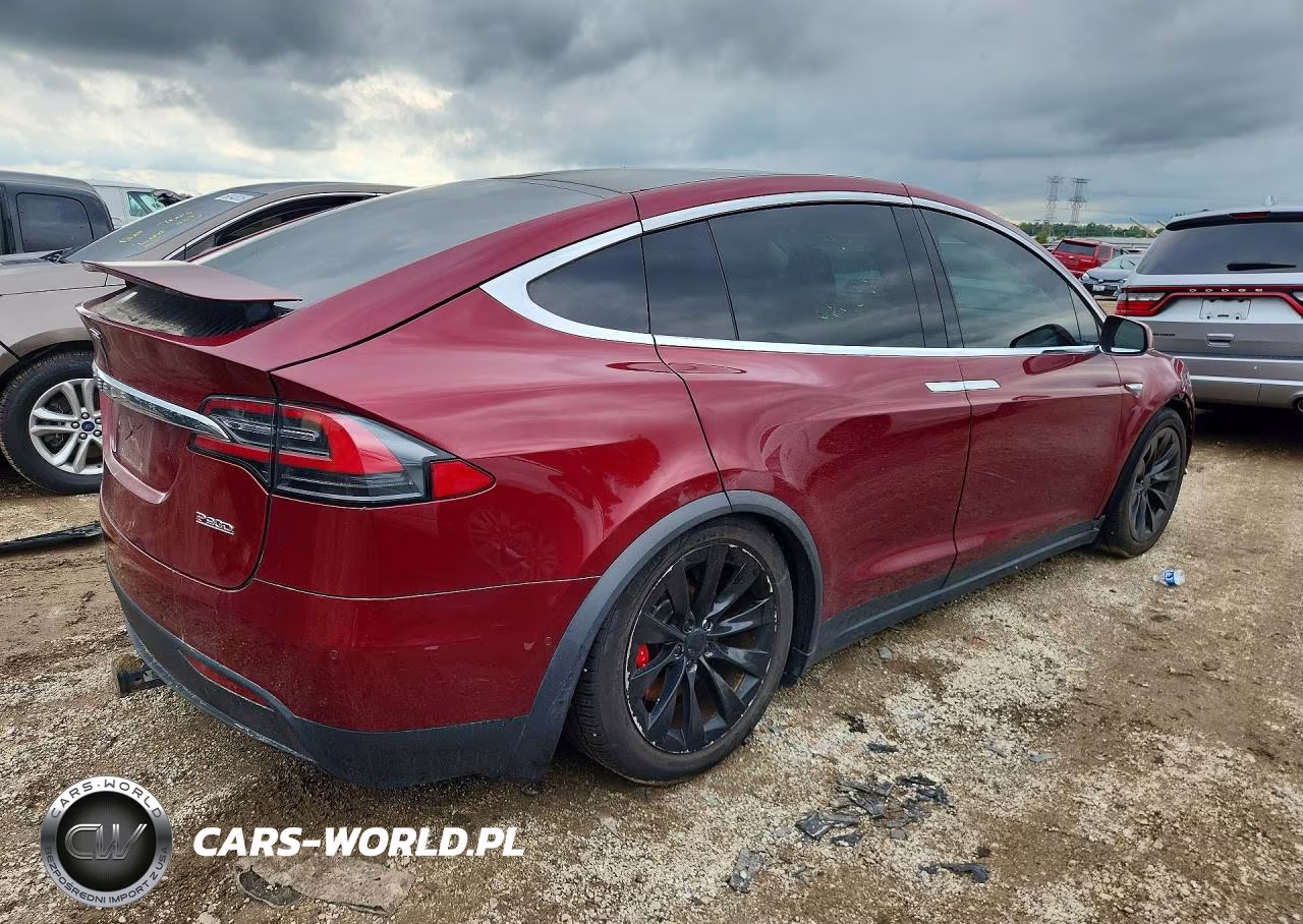 2016 Tesla Model X VIN:5YJXCBE42GFS00337 - 3