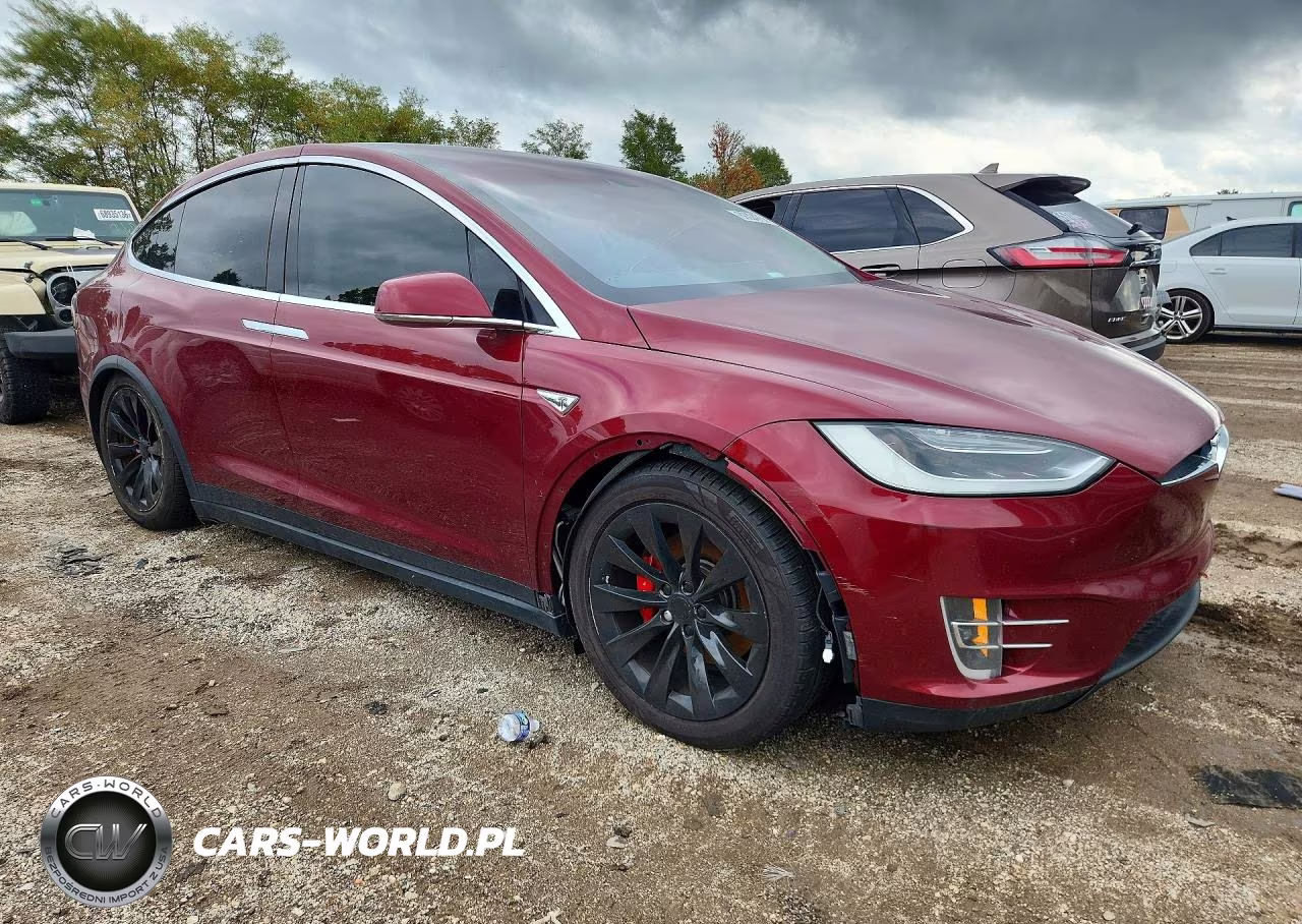 2016 Tesla Model X VIN:5YJXCBE42GFS00337 - 4
