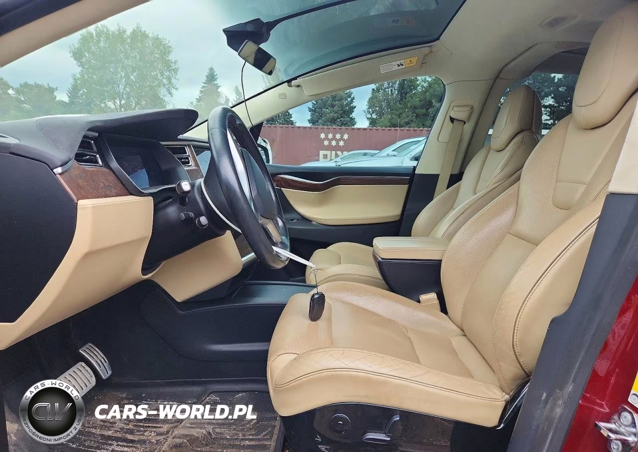 2016 Tesla Model X VIN:5YJXCBE42GFS00337 - 7