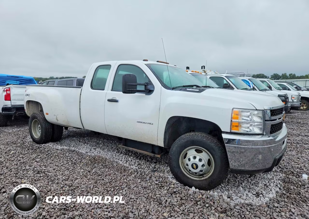 2013 Chevrolet Silverado K3500 VIN:1GC5KZC89DZ161521 - 4