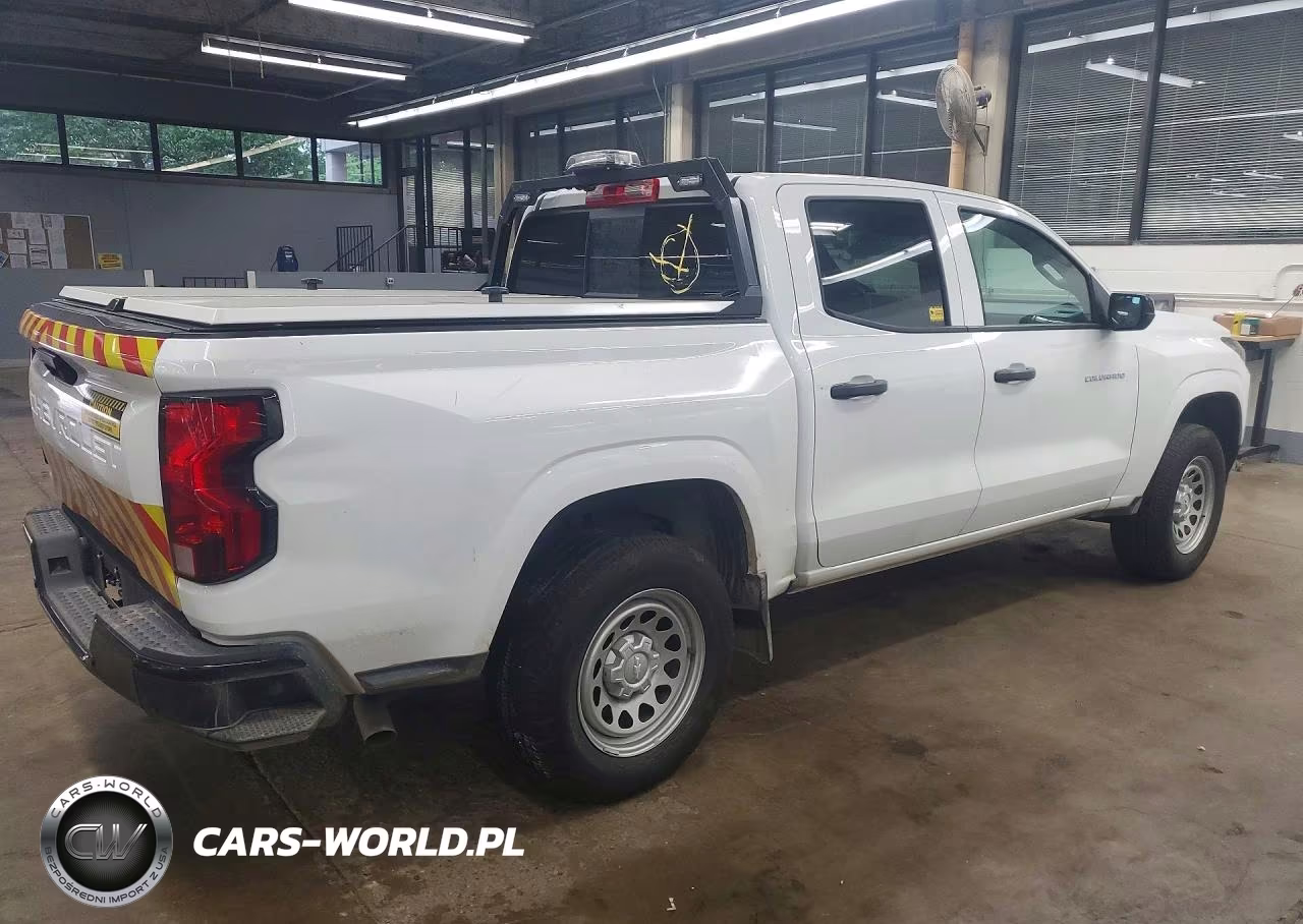 2024 Chevrolet Colorado VIN:1GCGSBEC1R1309796 - 3