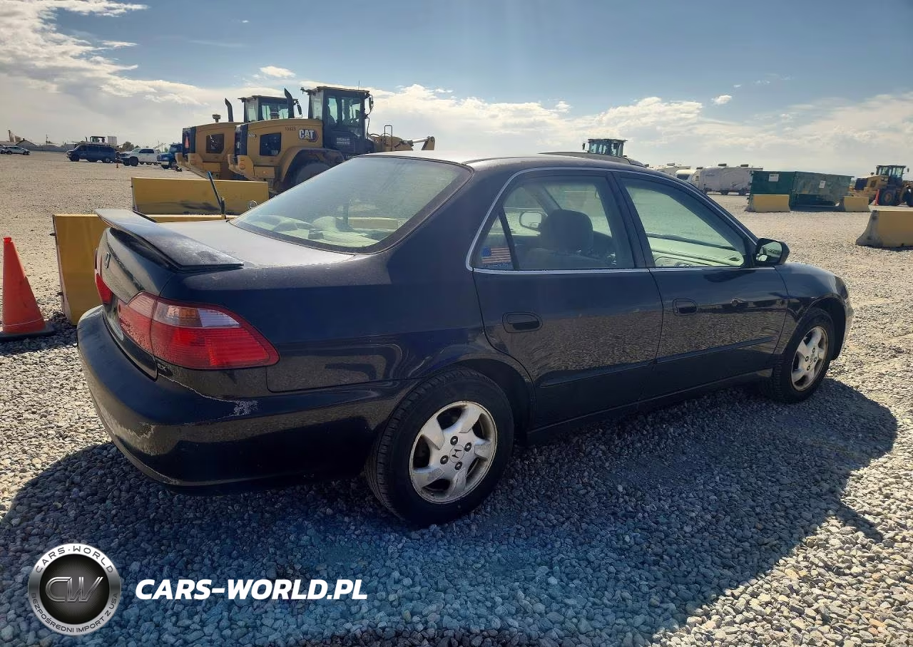 2000 Honda Accord Ex VIN:JHMCG5650YC018046 - 3