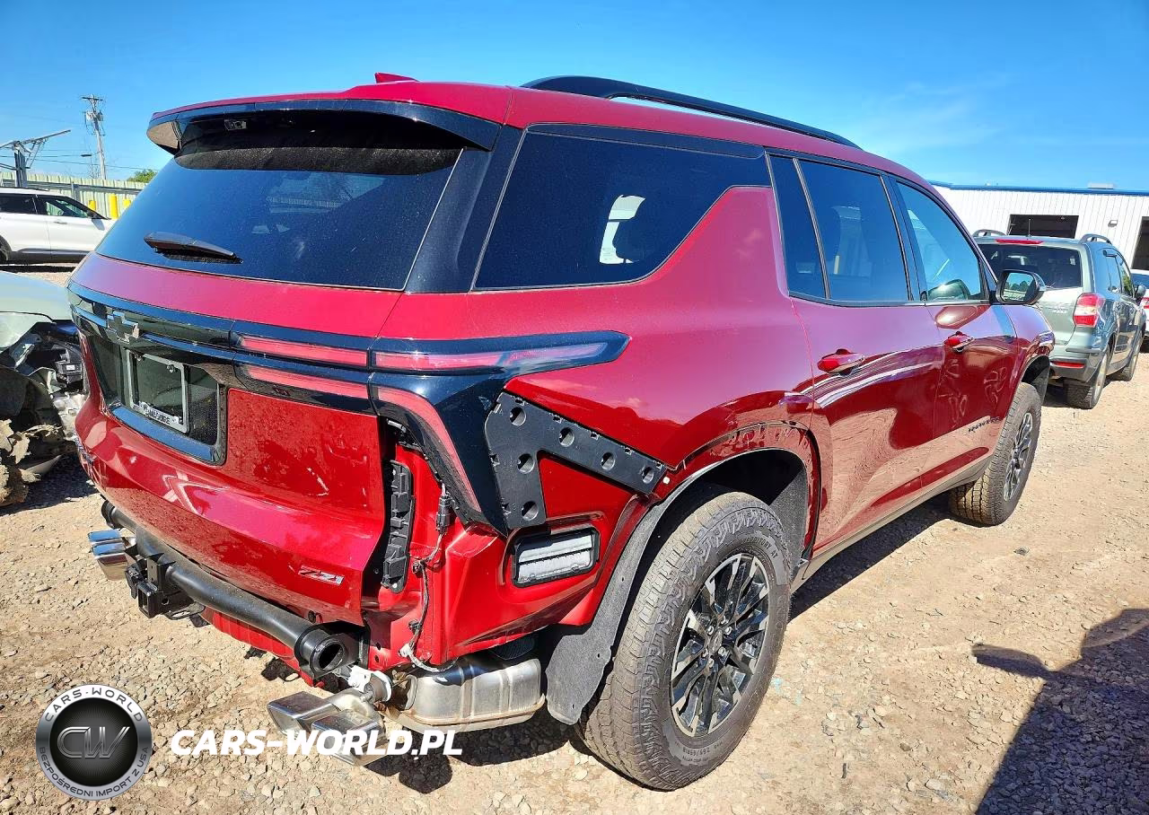 2026 Chevrolet Traverse Z71 VIN:1GNEVJKS5TJ341475 - 3
