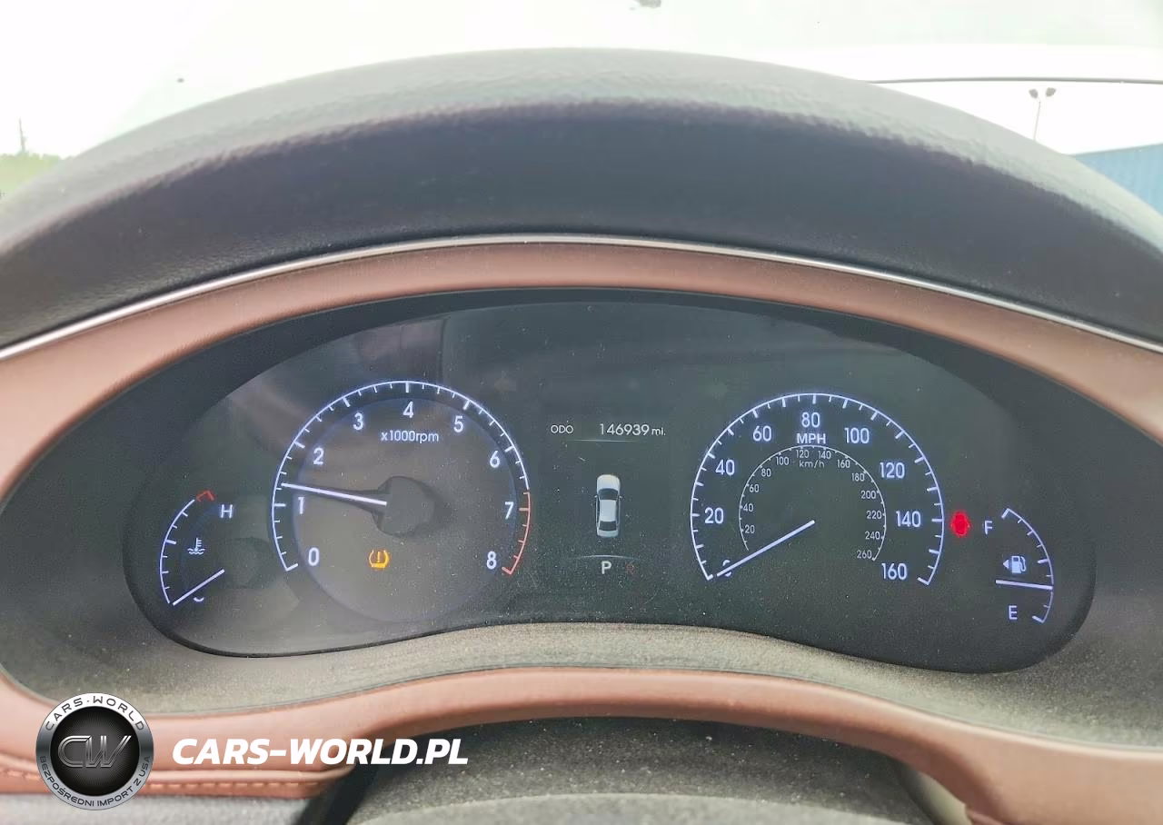 2012 Hyundai Genesis 3.8L VIN:KMHGC4DDXCU198587 - 9