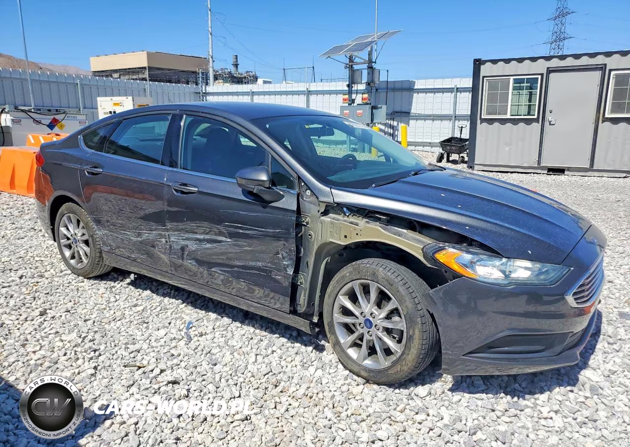2017 Ford Fusion Se VIN:3FA6P0H76HR237603 - 4
