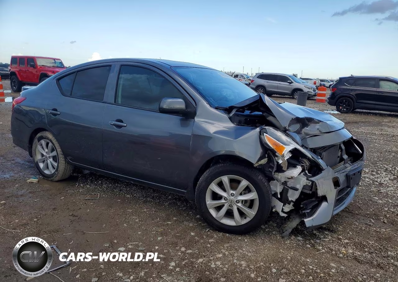 2019 Nissan Versa S Plus VIN:3N1CN7AP6KL878897 - 4