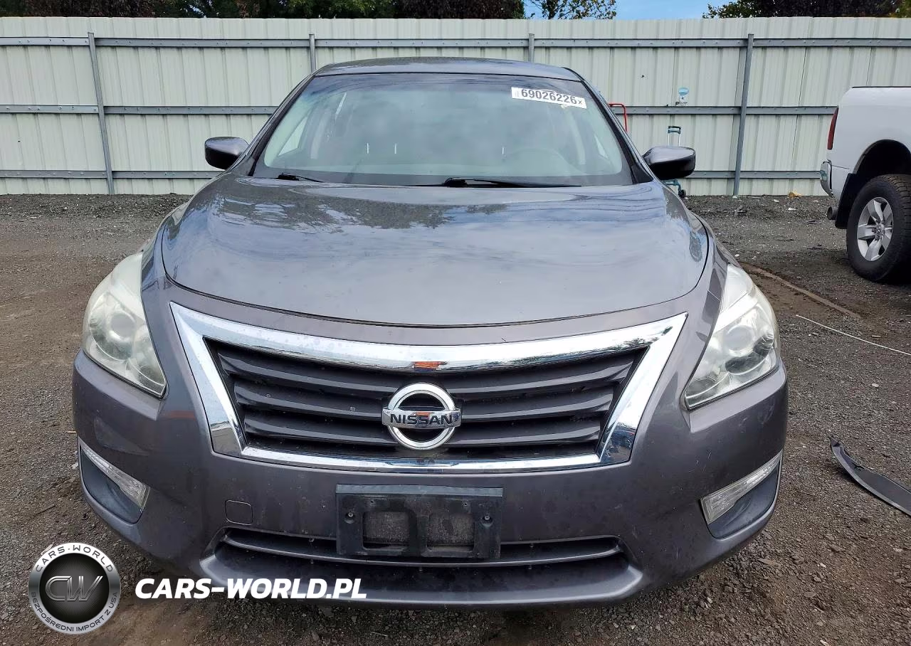 2015 Nissan Altima VIN:1N4AL3AP3FC257885 - 5