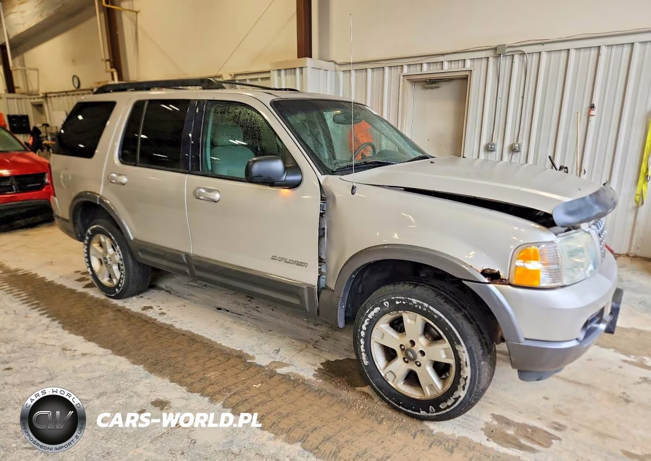 2005 Ford Explorer Xlt VIN:1FMZU73KX5UB49822 - 4