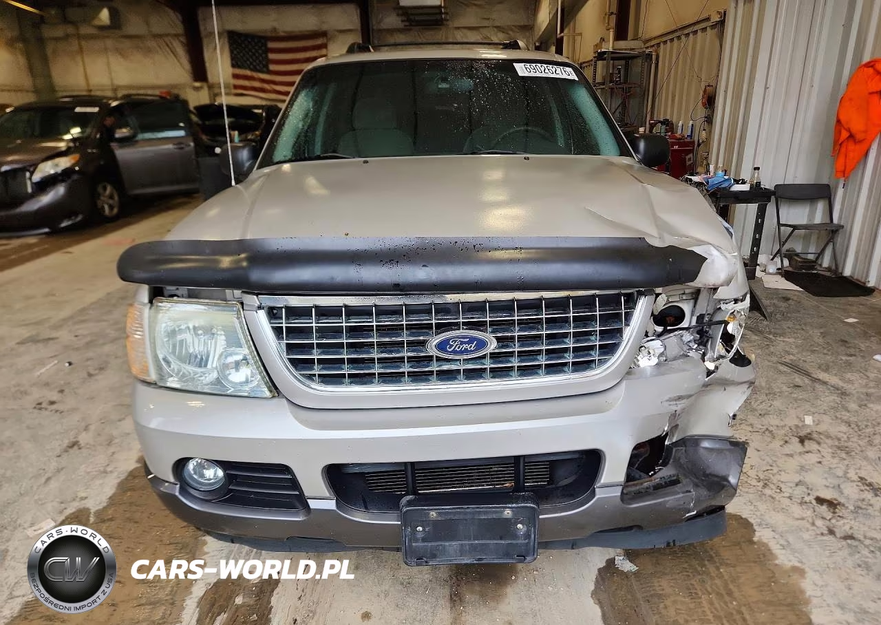2005 Ford Explorer Xlt VIN:1FMZU73KX5UB49822 - 5