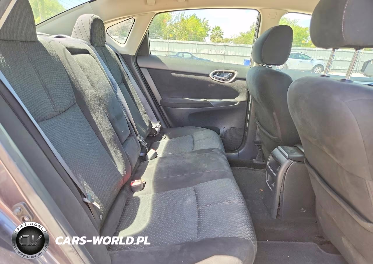 2015 Nissan Sentra Sr VIN:3N1AB7AP2FY352954 - 10