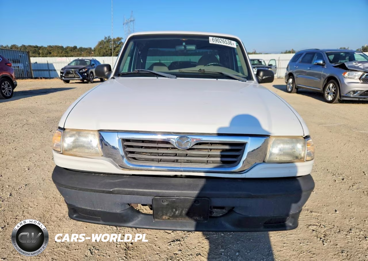 1999 Mazda B3000 Cab Plus VIN:4F4YR16V8XTM21949 - 5