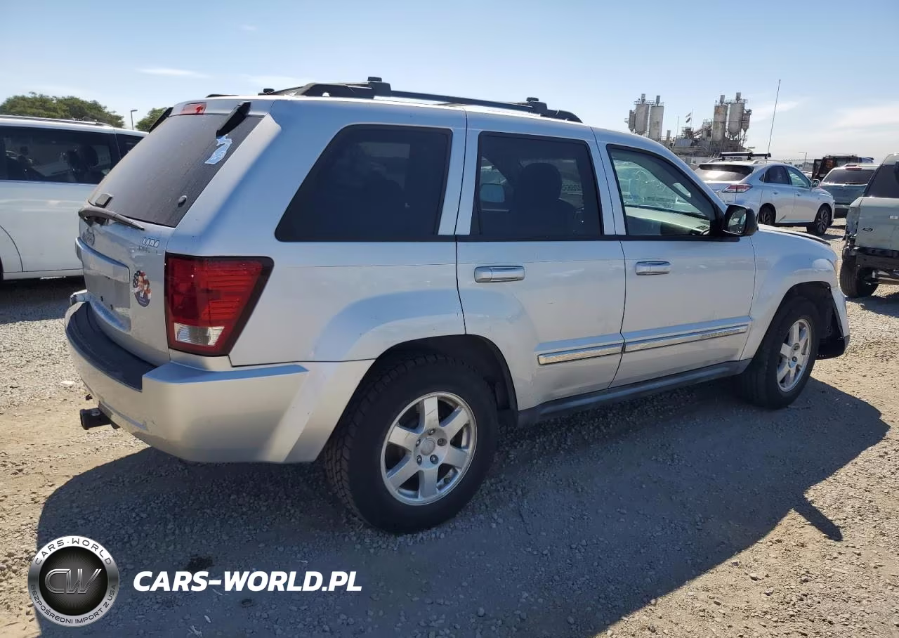 2010 Jeep Grand Cherokee Laredo VIN:1J4PS4GK1AC156341 - 3