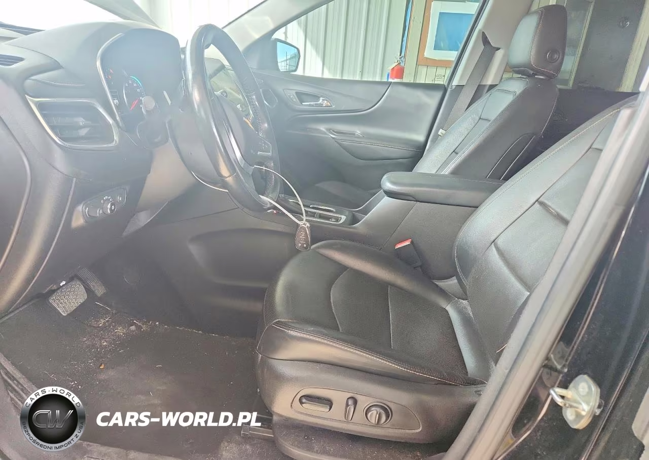 2018 Chevrolet Equinox Premier VIN:2GNAXVEV3J6191740 - 7