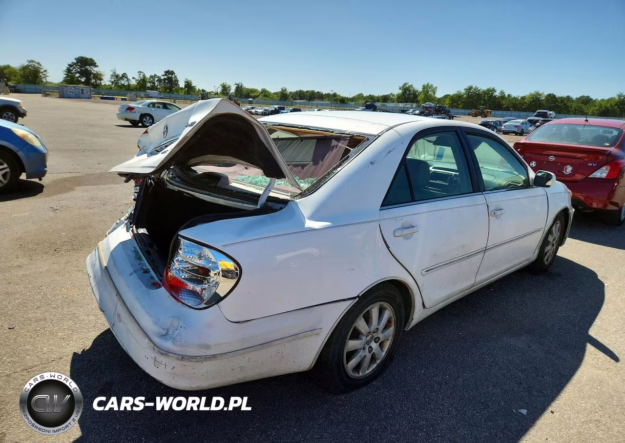 2002 Toyota Camry Xle V6 VIN:4T1BF30K82U005092 - 3