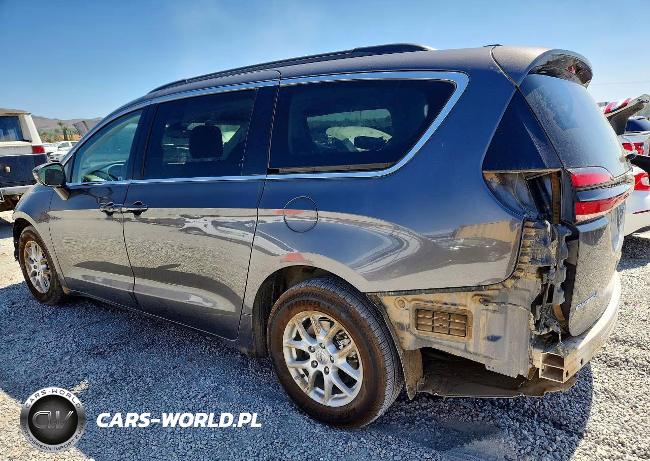 2022 Chrysler Pacifica Touring L VIN:2C4RC1BG3NR134190 - 2