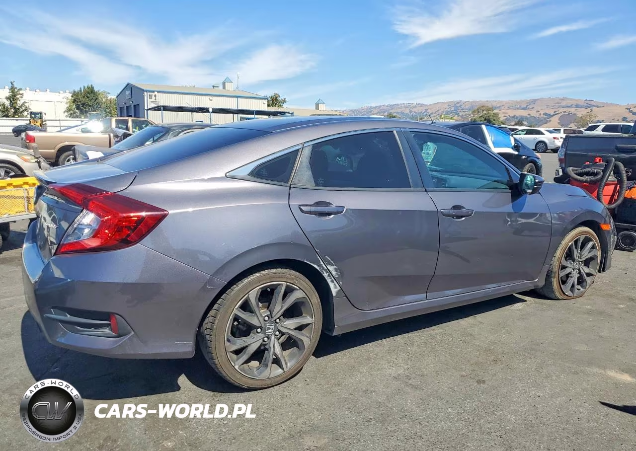2019 Honda Civic Sport VIN:2HGFC2F83KH575056 - 3