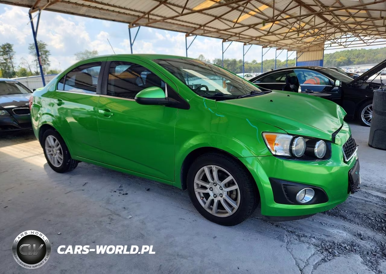 2016 Chevrolet Sonic Lt VIN:1G1JC5SH4G4146652 - 4
