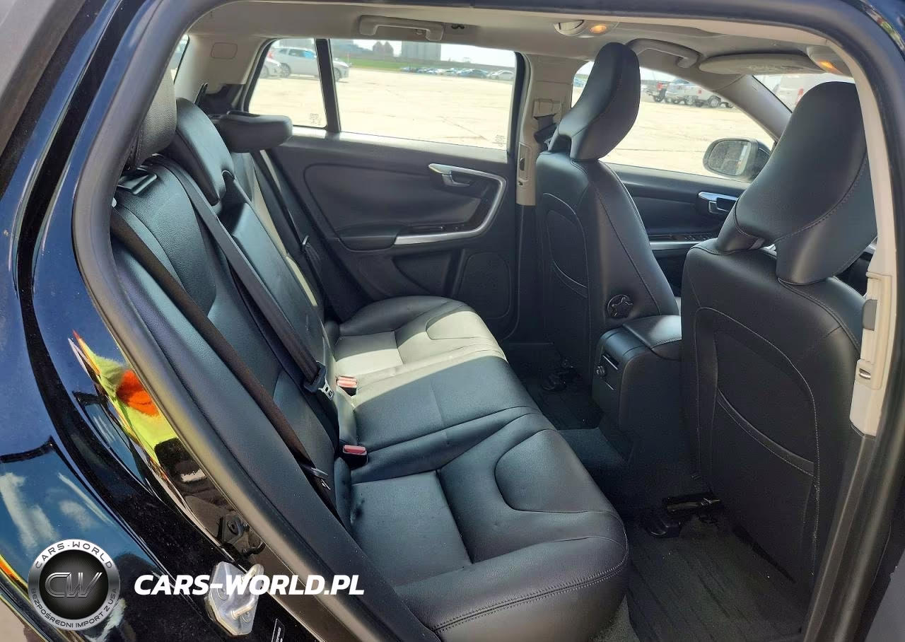 2015 Volvo V60 Premier+ VIN:YV140MEC4F1195206 - 10