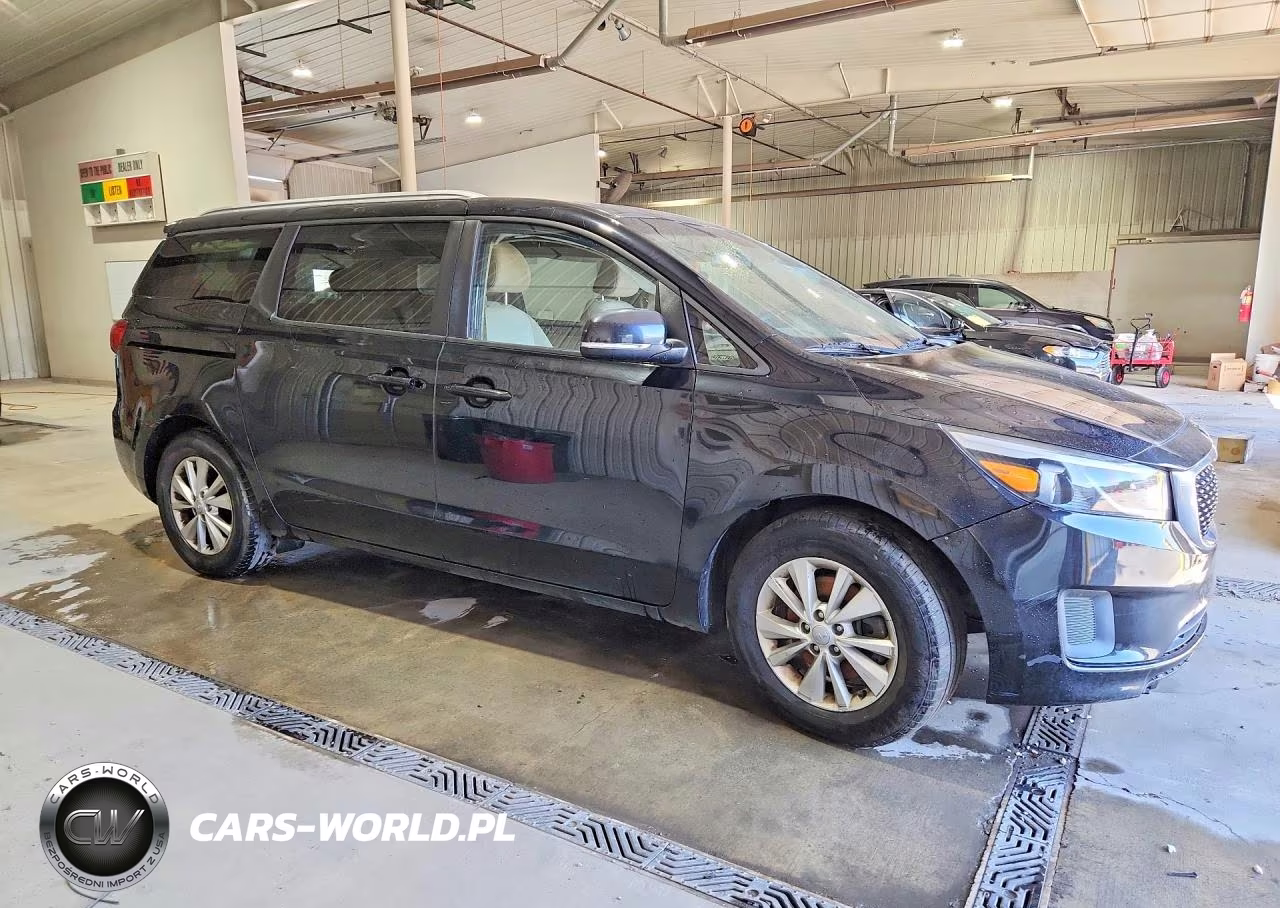 2015 Kia Sedona Lx VIN:KNDMB5C15F6061699 - 4